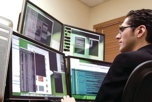 大模型時代，后端程序員如何避免被AI卷死？